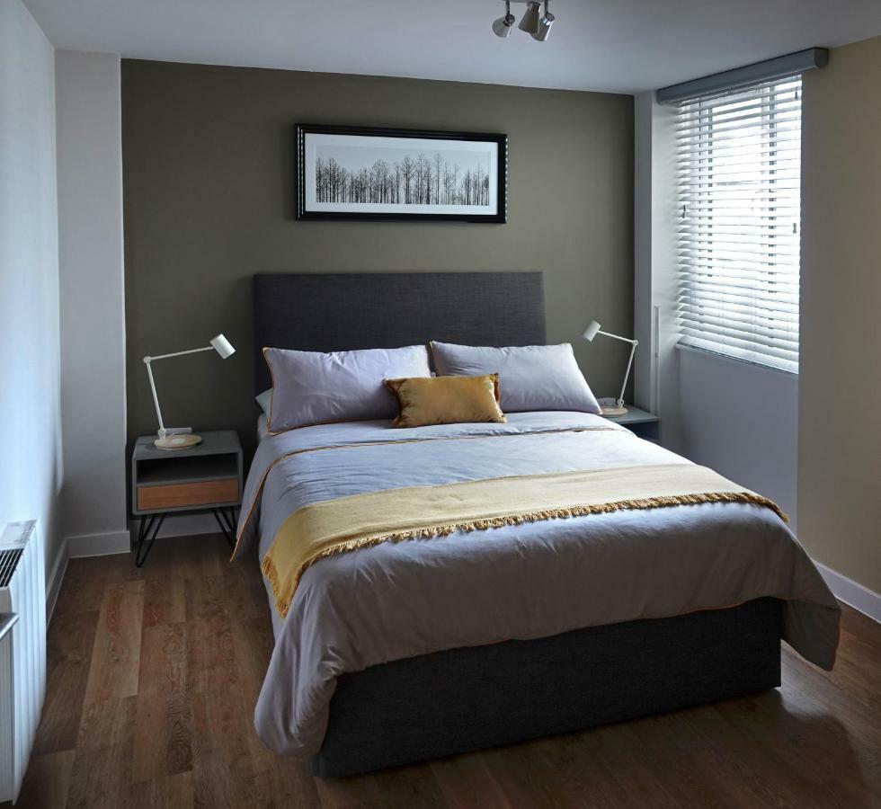 Modern One Bedroom Apartment In Cardiff Bay Exterior foto